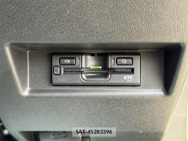 Suzuki JIMNY SIERRA 2024-10 8413046-20
