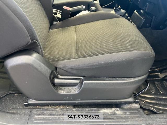 Suzuki JIMNY SIERRA 2019-11 8413050-13