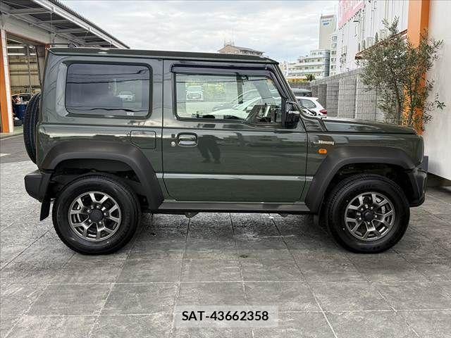 Suzuki JIMNY SIERRA 2022-04 8525372-11