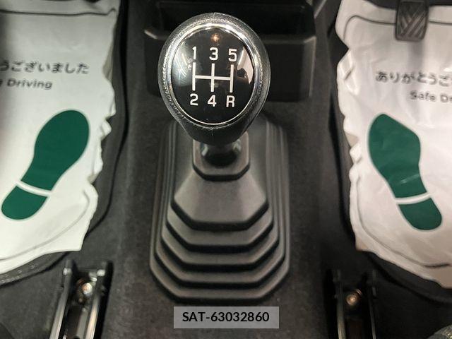 Suzuki JIMNY SIERRA 2023-01 8627315-18