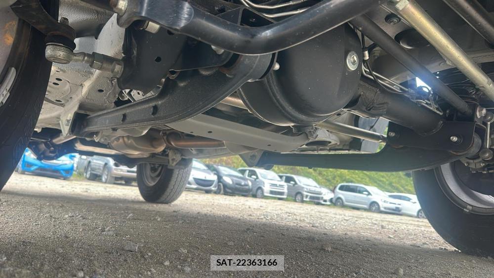 Suzuki JIMNY SIERRA 2025 6718125-28