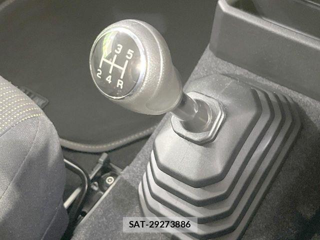 Suzuki JIMNY SIERRA 2024-10 8743054-5