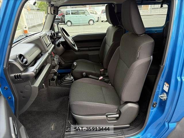 Suzuki JIMNY SIERRA 2019-01 8780726-16