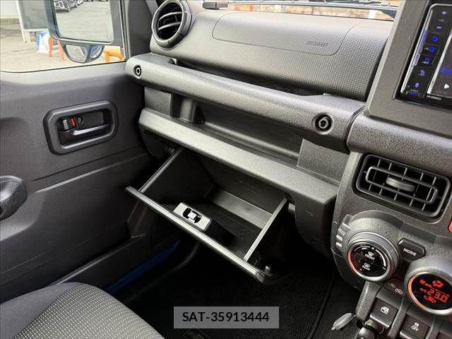 Suzuki JIMNY SIERRA 2019-01 8780726-21