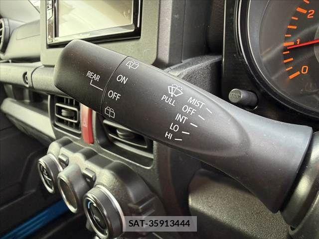 Suzuki JIMNY SIERRA 2019-01 8780726-24