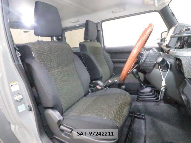 Suzuki JIMNY SIERRA 2024-04 8829687-3