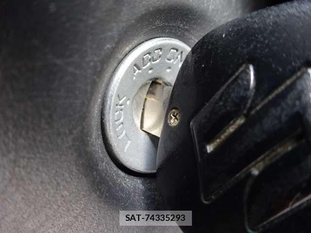 Suzuki JIMNY SIERRA 2017-06 8849468-15