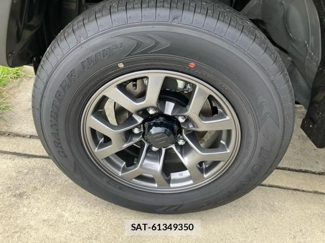 Suzuki JIMNY SIERRA 2026-08 8871255-7