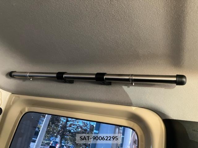 Suzuki JIMNY SIERRA 2018-07 8880297-27