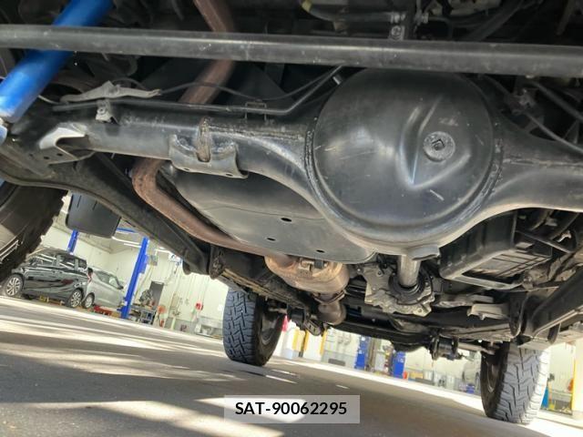 Suzuki JIMNY SIERRA 2018-07 8880297-6
