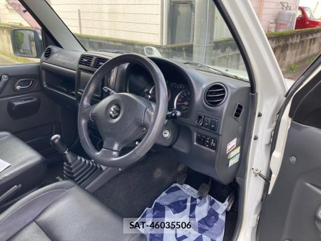 Suzuki JIMNY SIERRA 2010-08 8880298-15