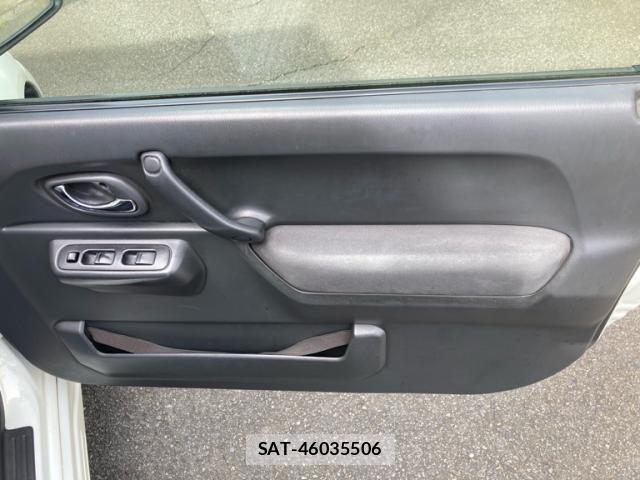 Suzuki JIMNY SIERRA 2010-08 8880298-17