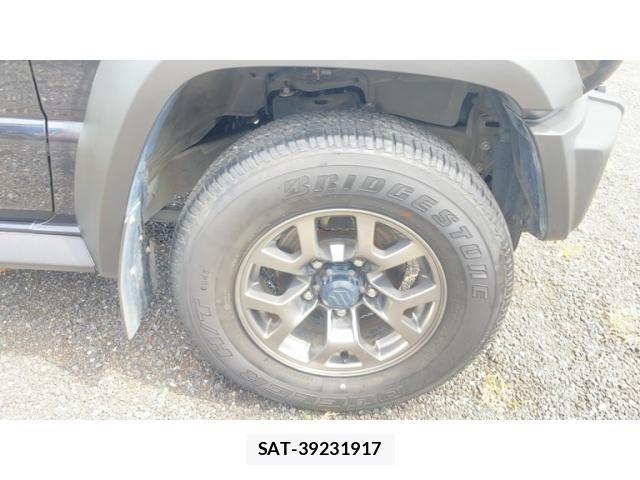 Suzuki JIMNY SIERRA 2019-04 8880296-10