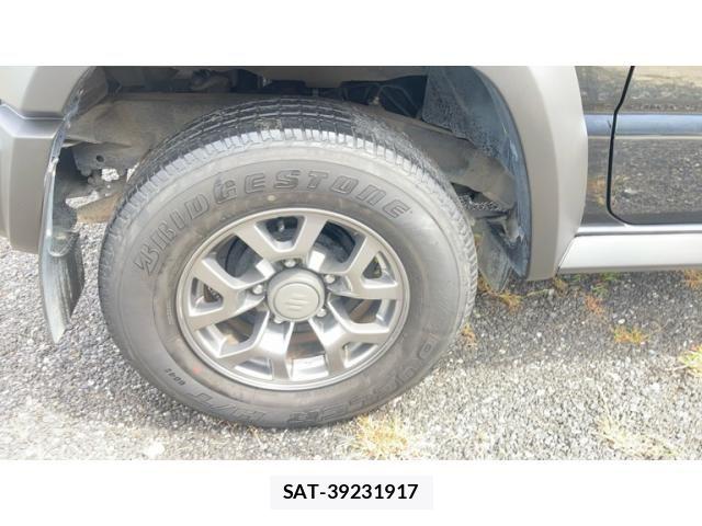 Suzuki JIMNY SIERRA 2019-04 8880296-11