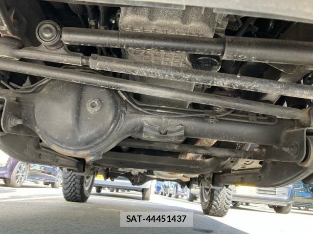 Suzuki JIMNY SIERRA 2020-01 8883802-4