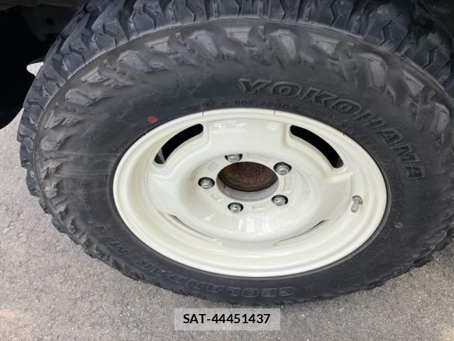 Suzuki JIMNY SIERRA 2020-01 8883802-7
