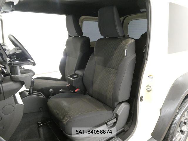 Suzuki JIMNY SIERRA 2024-09 8883797-18