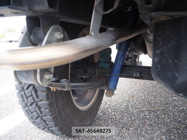 Suzuki JIMNY 1993-01 957653-27