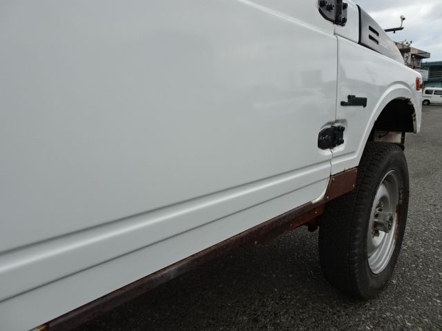 Suzuki JIMNY 1993-01 1463715-11