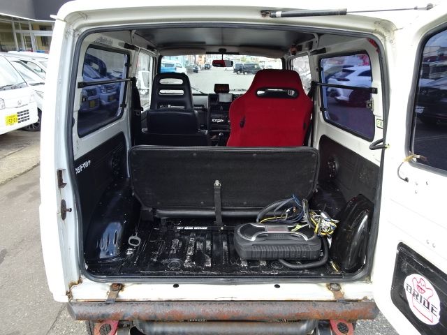 Suzuki JIMNY 1993-01 1463715-26