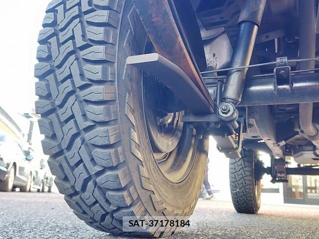 Suzuki JIMNY 1993-01 4639380-15