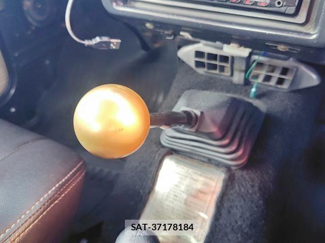 Suzuki JIMNY 1993-01 4639380-27