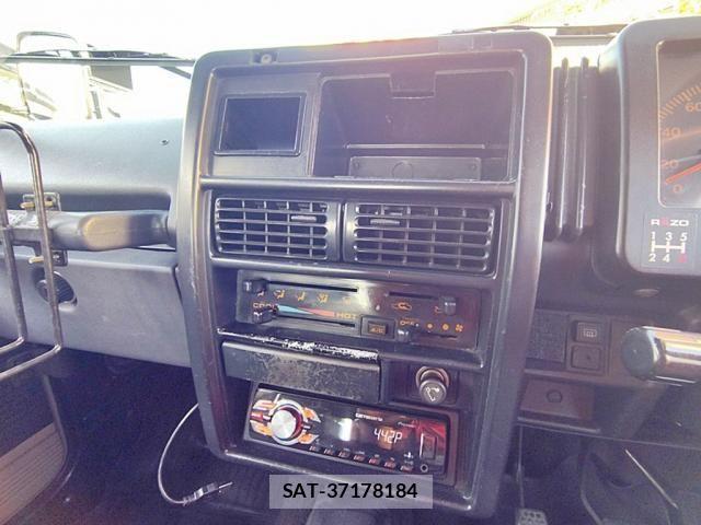 Suzuki JIMNY 1993-01 4639380-28