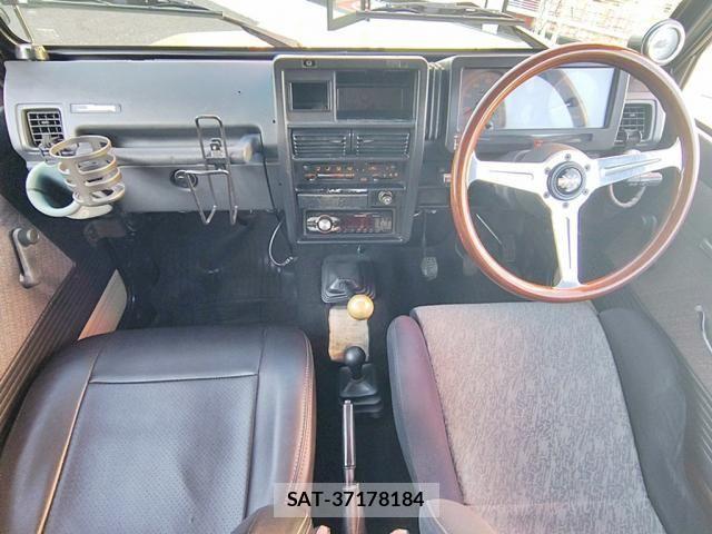 Suzuki JIMNY 1993-01 4639380-6