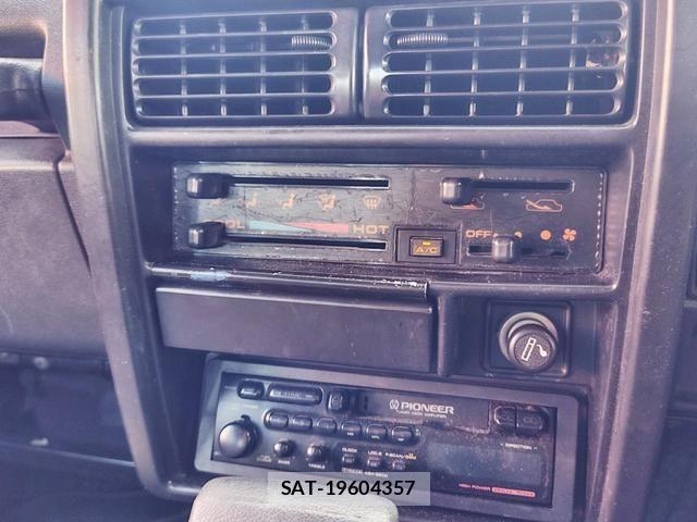 Suzuki JIMNY 1994-01 6994592-28