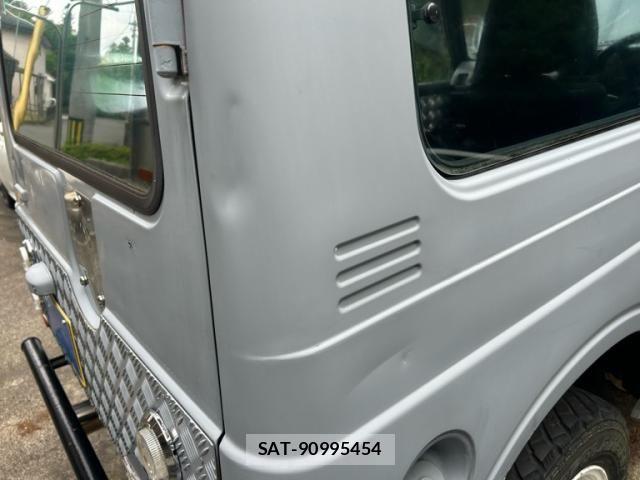 Suzuki JIMNY 1992-01 7455178-11