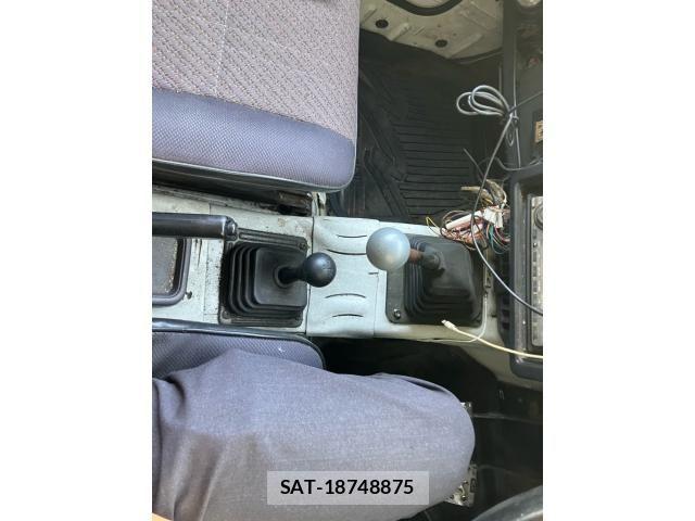 Suzuki JIMNY 1994-01 7617391-15