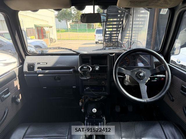 Suzuki JIMNY 1993-01 8208109-1