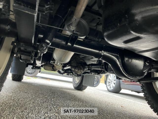 Suzuki JIMNY 1995-01 8230494-10
