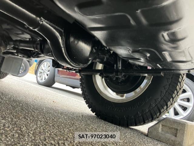 Suzuki JIMNY 1995-01 8230494-11