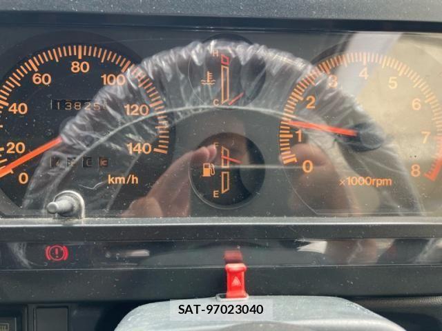 Suzuki JIMNY 1995-01 8230494-21