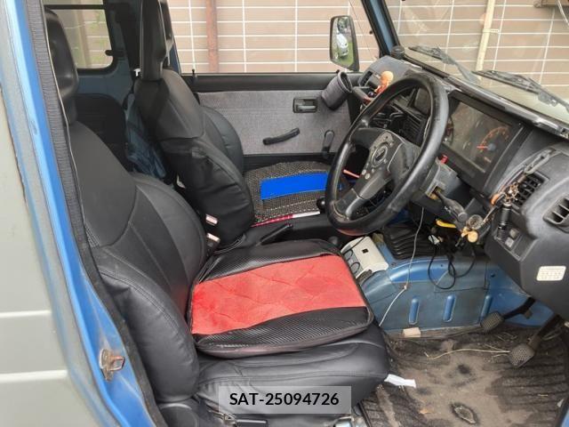 Suzuki JIMNY 1990-01 8366518-13