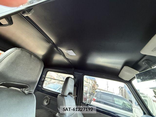 Suzuki JIMNY 1993-01 8666328-18