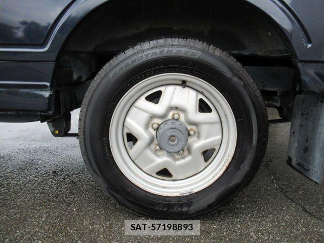 Suzuki JIMNY 1994-01 8871262-17