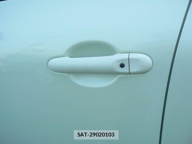 Nissan JUKE 2011-01 1222157-21