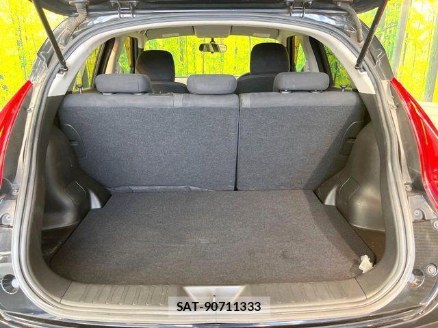 Nissan JUKE 2011-10 1236622-9
