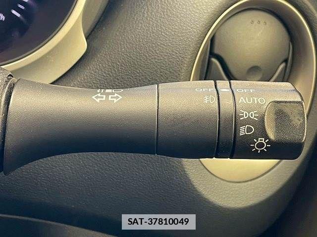 Nissan JUKE 2016-10 1743869-7