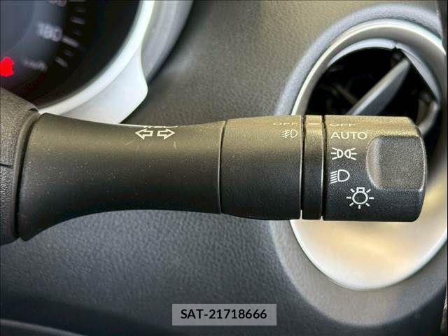 Nissan JUKE 2015-02 4421476-8