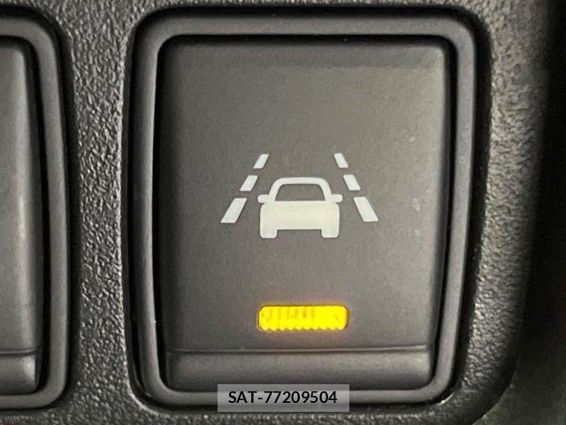 Nissan JUKE 2016-10 5870176-4
