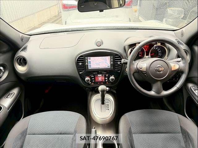 Nissan JUKE 2017-06 6002167-12