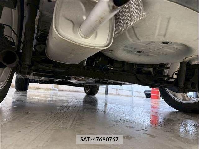 Nissan JUKE 2017-06 6002167-29