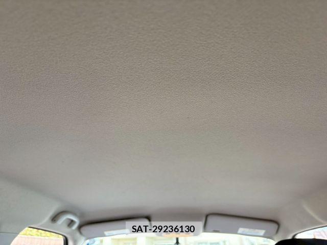 Nissan JUKE 2012-01 6135266-22