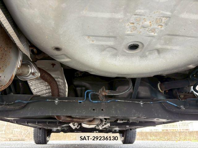 Nissan JUKE 2012-01 6135266-23