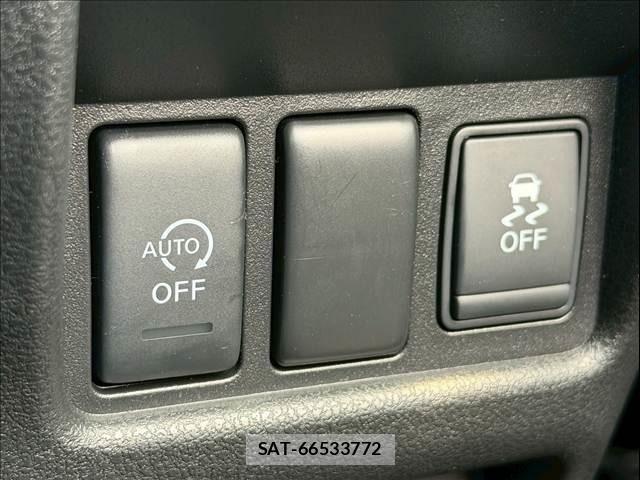 Nissan JUKE 2014-11 6216016-26