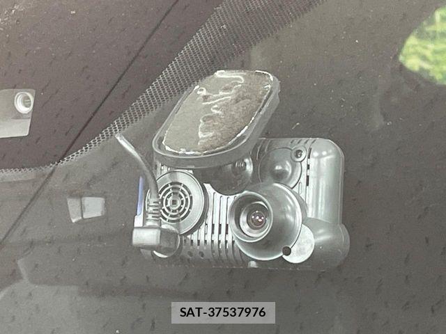 Nissan JUKE 2015-11 6498941-4