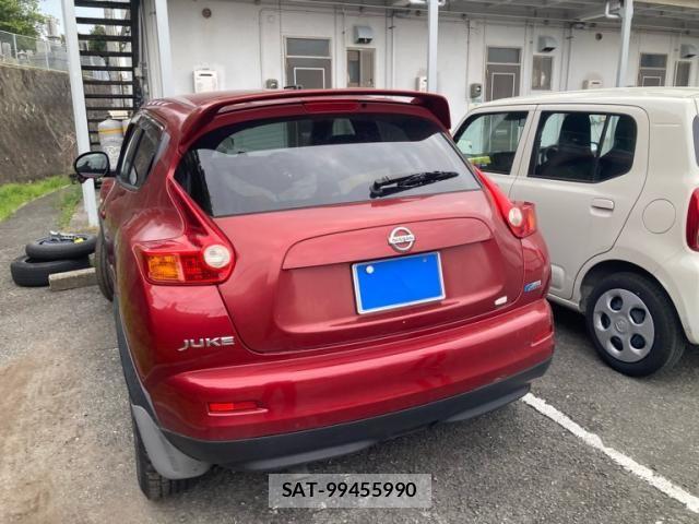 Nissan JUKE 2011-05 6498999-4